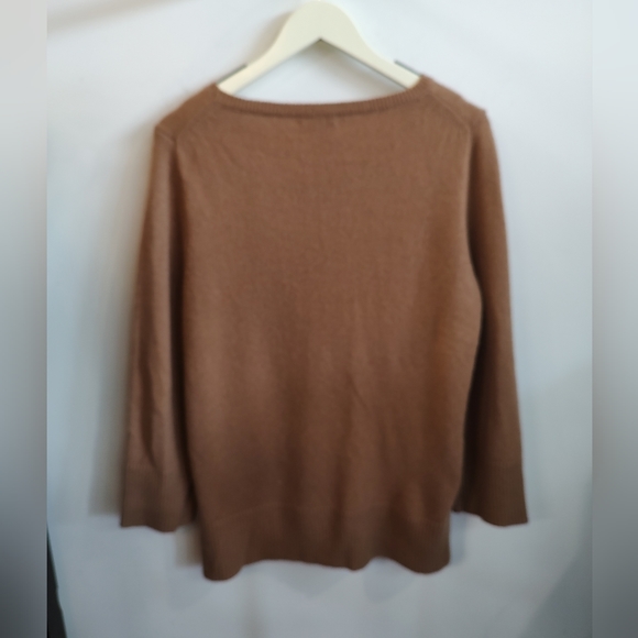 J Crew Wool Cashmere Camel Colored Sweater XS Oversized Comfort - Picture 7 of 8